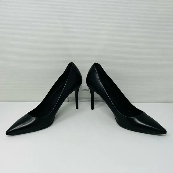 THEORY**Black Amria Calf Leather Pumps**EU 40 US 10 $355
