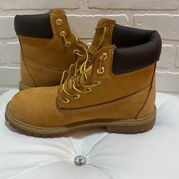 Timberland 6” tan boots