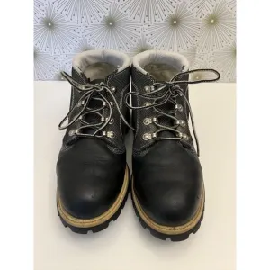 Timberland Campsite boots. Size 9 (M).