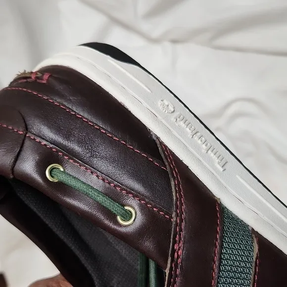 Timberland Classic 2 Eyed Brown and Green Leather Boat Shoes (m size 10.5)