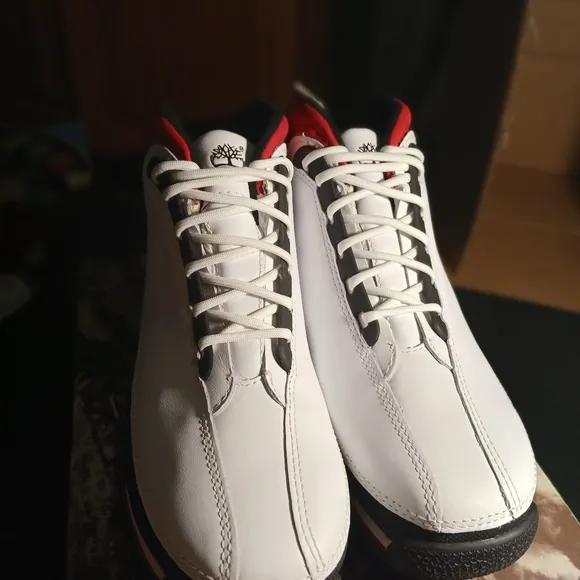 Timberland Juniors White and Black Hiking Shoes