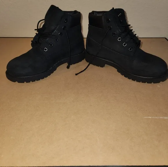 Timberland Kid Boots Black  Size 2