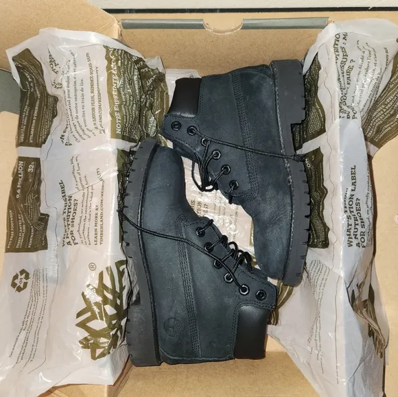Timberland Kid Boots Black  Size 2