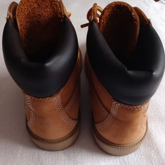 Timberland youth boys size 3 boots
