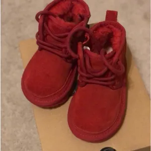 Toddler Ugg boots (Red)