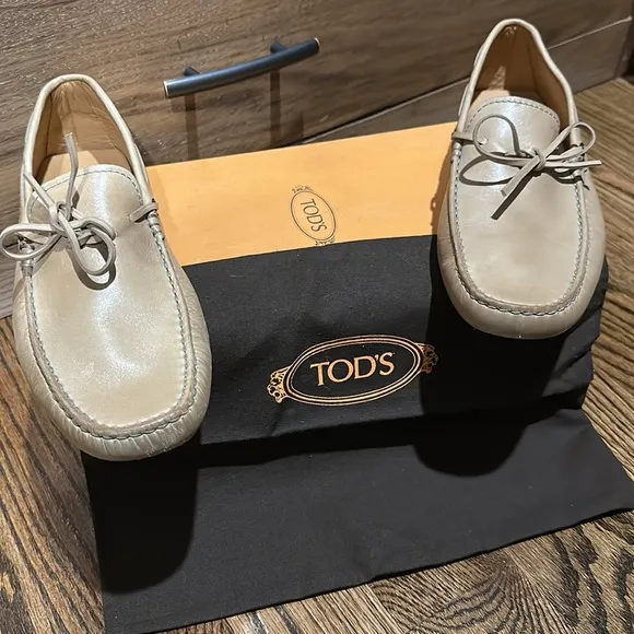 TOD’S Gommino Driving Shoes US Size 9