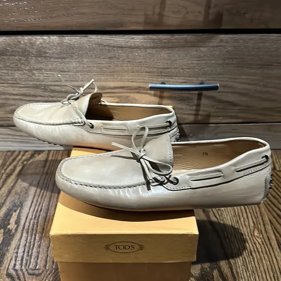 TOD’S Gommino Driving Shoes US Size 9
