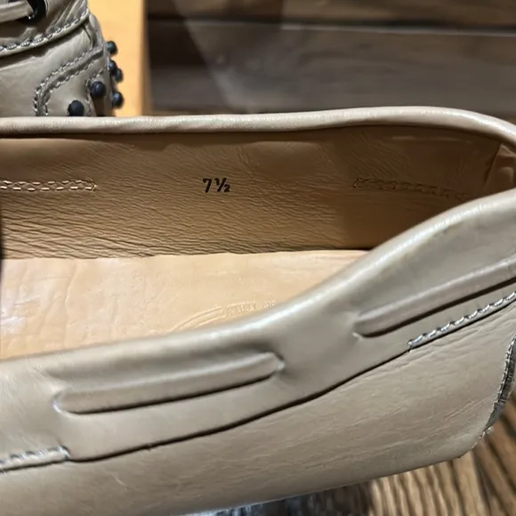 TOD’S Gommino Driving Shoes US Size 9