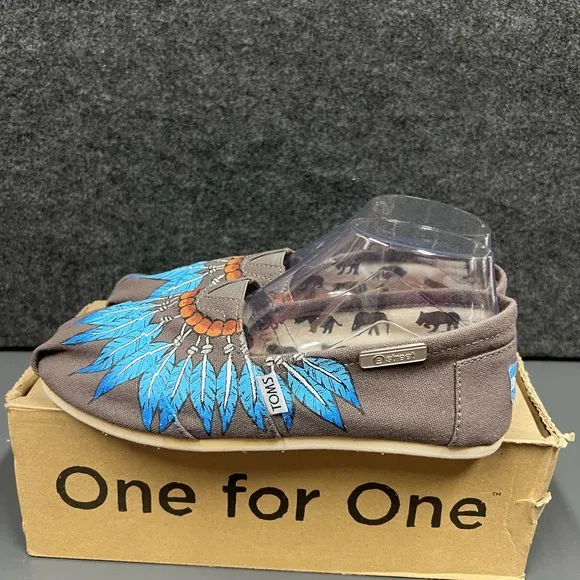 Toms Classic Alpargata “Feathers” Women’s Shoe Size 8.5