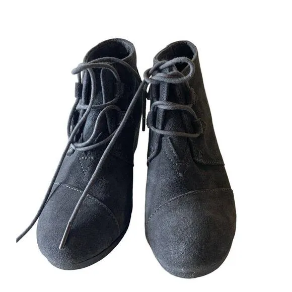 TOMS Kala Forged Iron Grey Suede Shoes Womens Size 9 Wedge Bootie