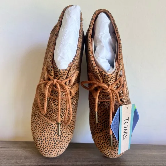 Toms Kala Women's Mini Cheetah Suede Wedge Boot Size 7.5 SKU#241143