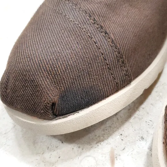 Toms shoes men's size 8 Brown canvas high top sneaker chukka boot suede accents