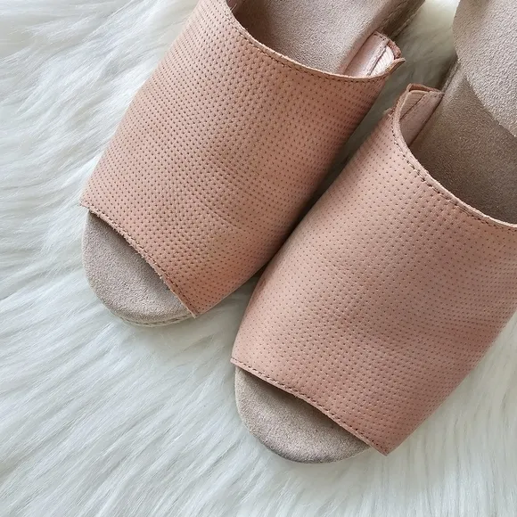 Toms Spanish Villa Perforated Nubuck Suede Women's Tropez Wedges Shoes Sz 8.5