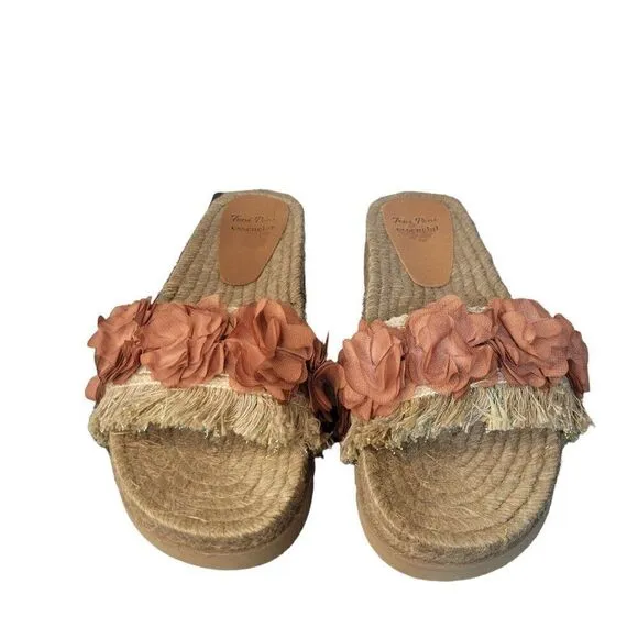 Toni Pons Espadrilles Floral Sandals (Size 8.5)