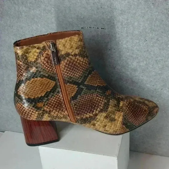Topshop boots brand new with out box