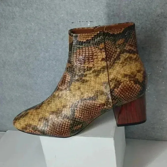 Topshop boots brand new with out box