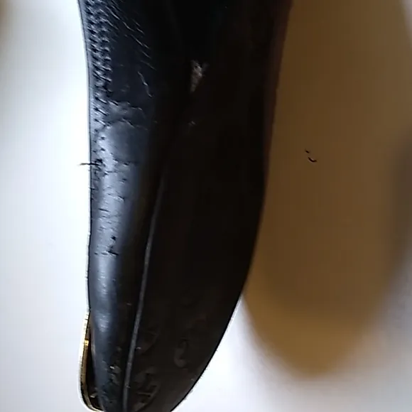 Tory Burch Black Leather shoes