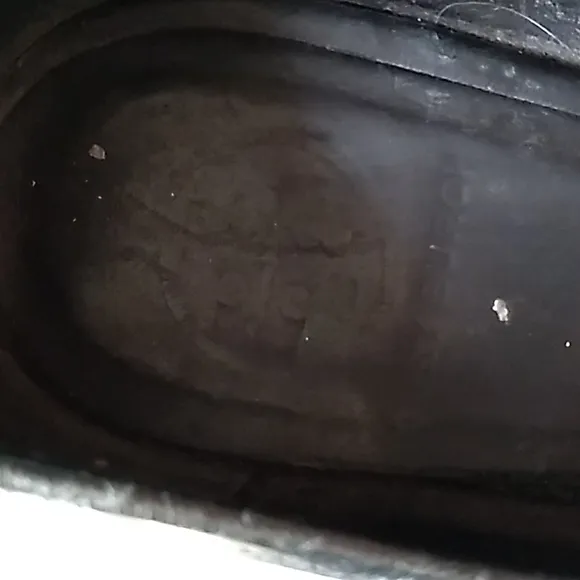 Tory Burch Black Leather shoes