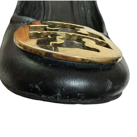 Tory Burch Black Leather Wedge Pump Closed Toe Gold Logo Size 9.5