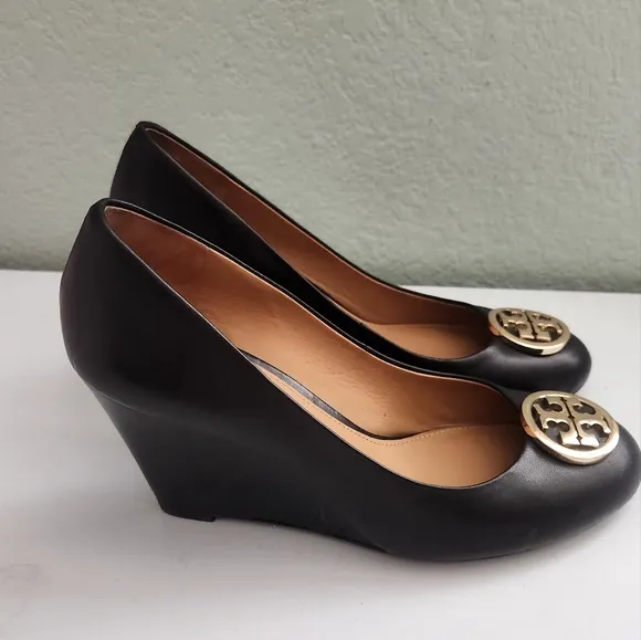 Tory Burch Black Leather Wedge Pump Size 7