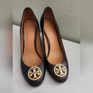 Tory Burch Black Leather Wedge Pump Size 7