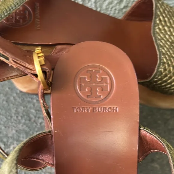 Tory Burch Camilla Genuine Calf Hair and Leather Platform Sandals Green Size 7