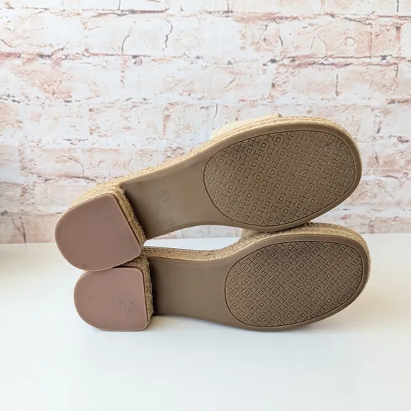 Tory Burch Cream Quilted Women's Slides