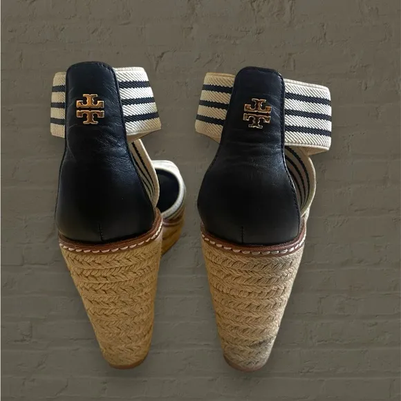 TORY BURCH Frieda wedge espadrilles sandals black white stripe elastic - sz 6.5M