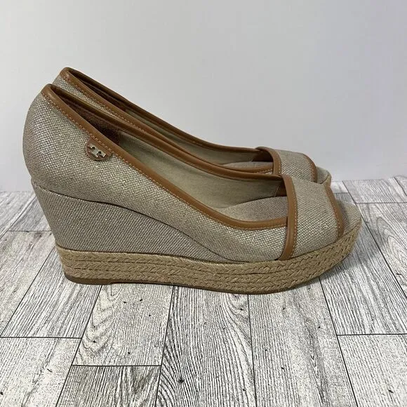 TORY BURCH MAJORCA Logo Wedge Espadrille Shoes Womens 8 EU 38 Plata Tan Metallic