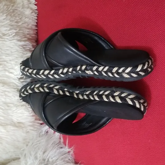 TORY BURCH SANDALS