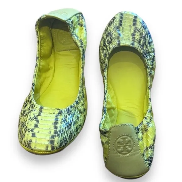 Tory Burch Snakeskin Embossed Ballet Flats Shoes Size 7 neon Yellow highlight