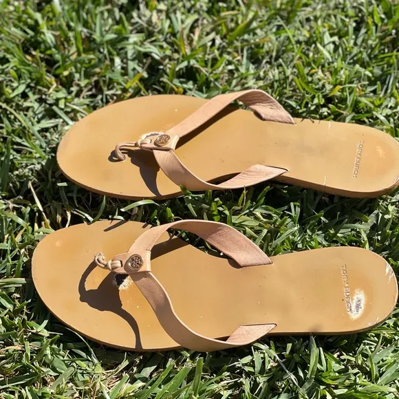 Tory Burch🍂🍁Manon Leather Thong Sandals Size 10