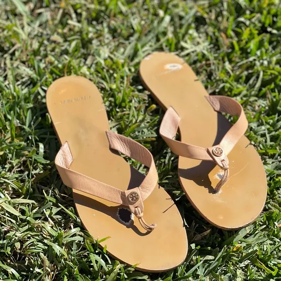 Tory Burch🍂🍁Manon Leather Thong Sandals Size 10