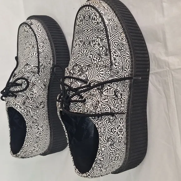 T.U.K. Black and White Tatoo Patterned Shoes