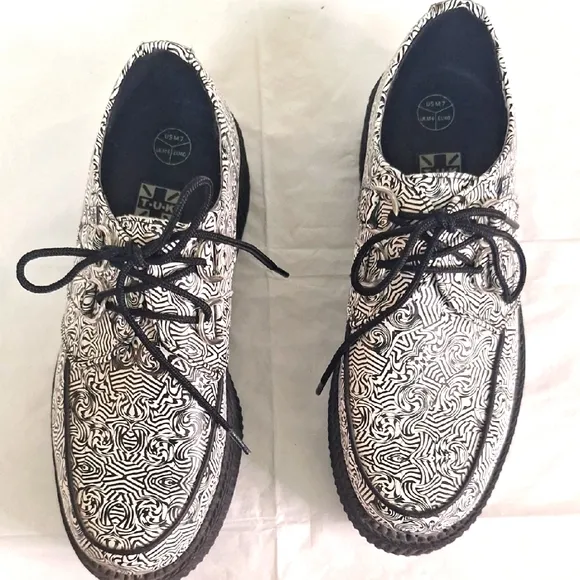T.U.K. Black and White Tatoo Patterned Shoes