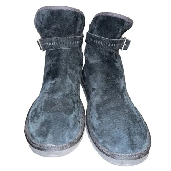 Ugg Australia boots womens size 8