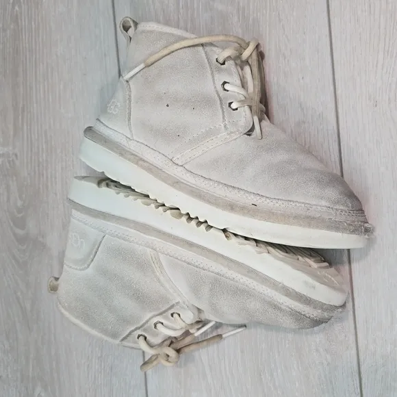 Ugg Australia Kids Girls High Top Leather Sheepskin sneakers shoes boots sz 1
