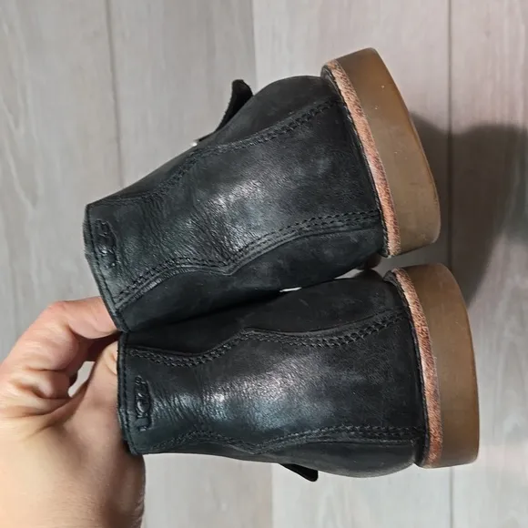 Ugg Australia Mens Graham Ankle High Top Leather Boots shoes sz 8
