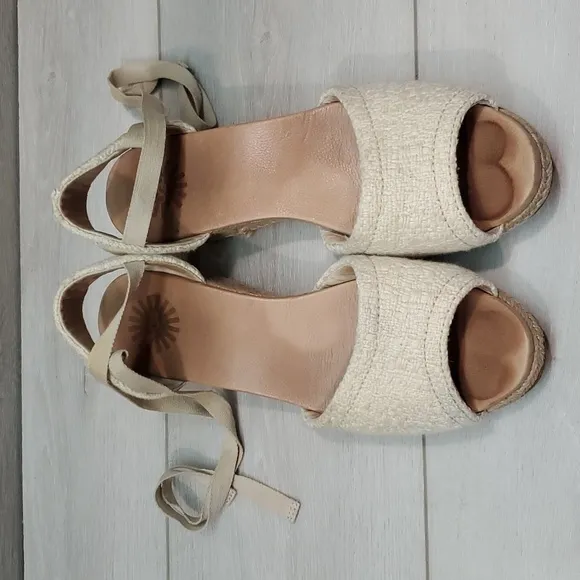 Ugg Australia Women Espadrille Wedge Lace Up Sandals shoes sz 9.5