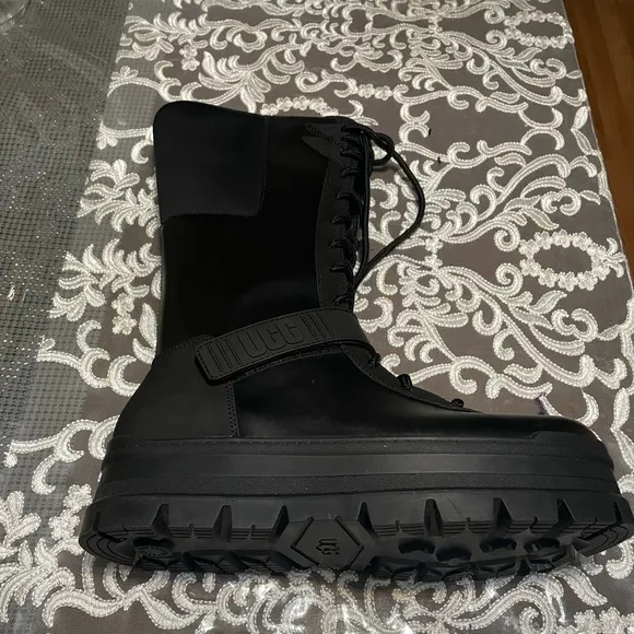UGG boots brand new