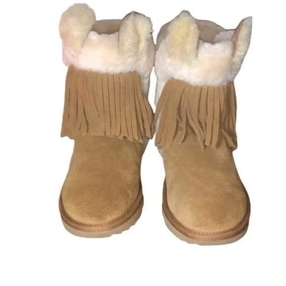 UGG BOOTS KIDS SIZE 2 CUTE BOOTS