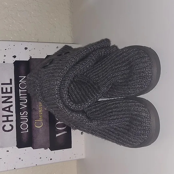 Ugg Cardy knit charcoal grey boots, sz 7, EU 38