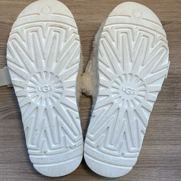Ugg Fluffita slide shearling plateform sandals 8