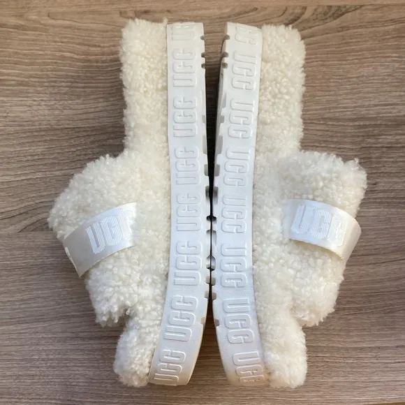 Ugg Fluffita slide shearling plateform sandals 8