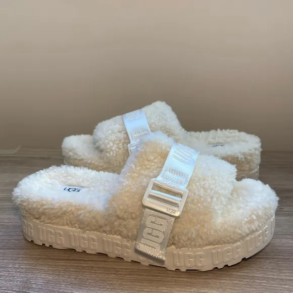 Ugg Fluffita slide shearling plateform sandals 8
