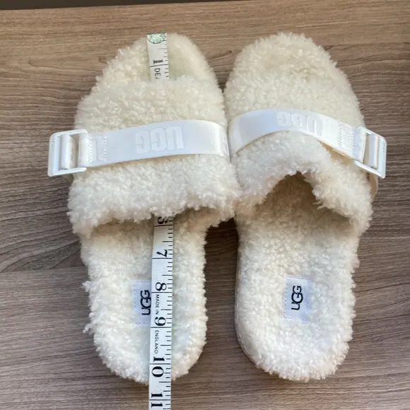 Ugg Fluffita slide shearling plateform sandals 8