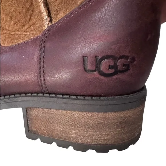Ugg pernille modern moto convertible boot Size 9