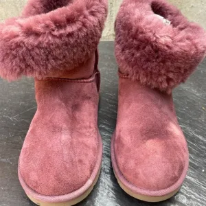 Ugg purple boots Barely worn