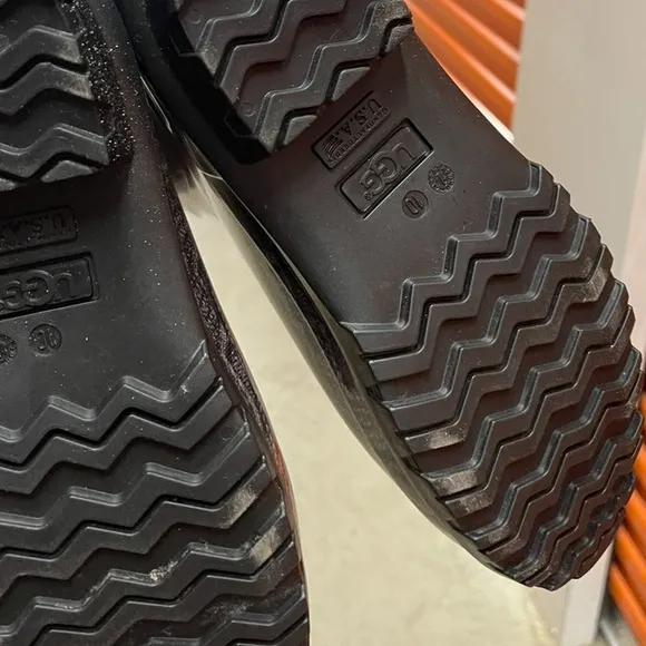 Ugg rainboots