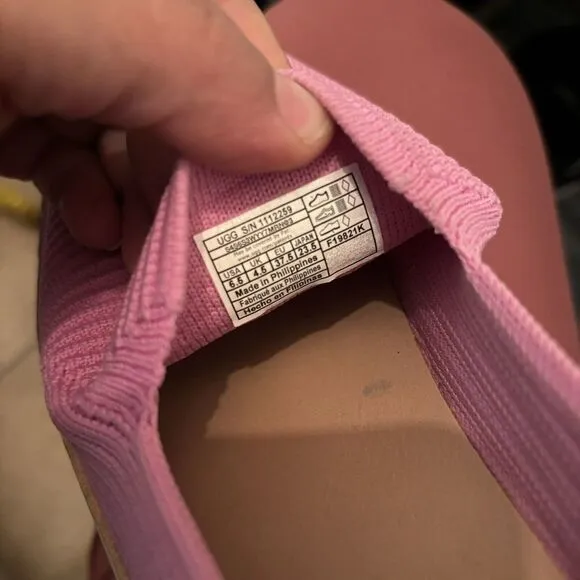 UGG Women's Sammy Slip On Sneaker Size 6.5 Pink Brown Rib Knit Comfortable